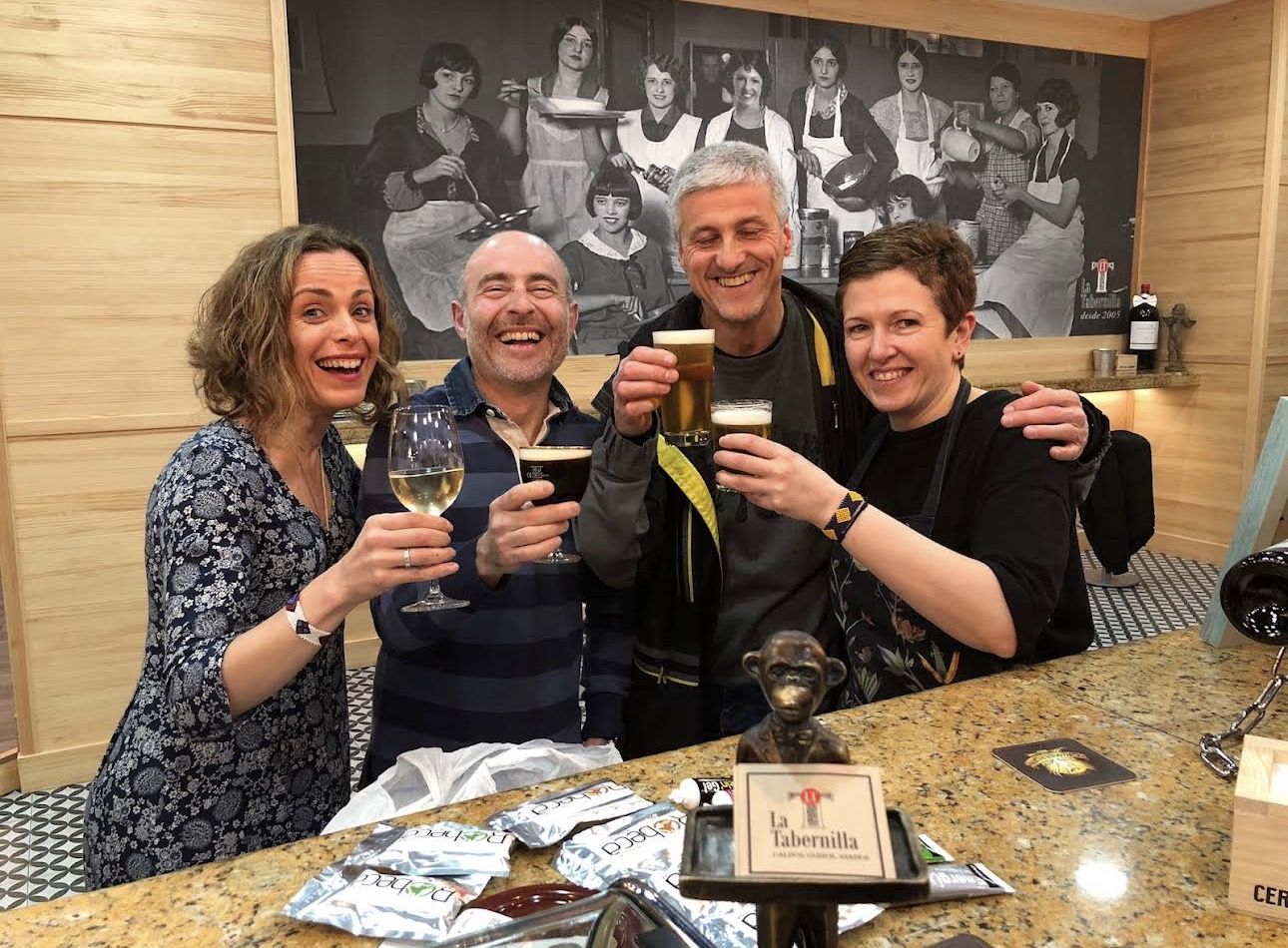 Brindis en la barra